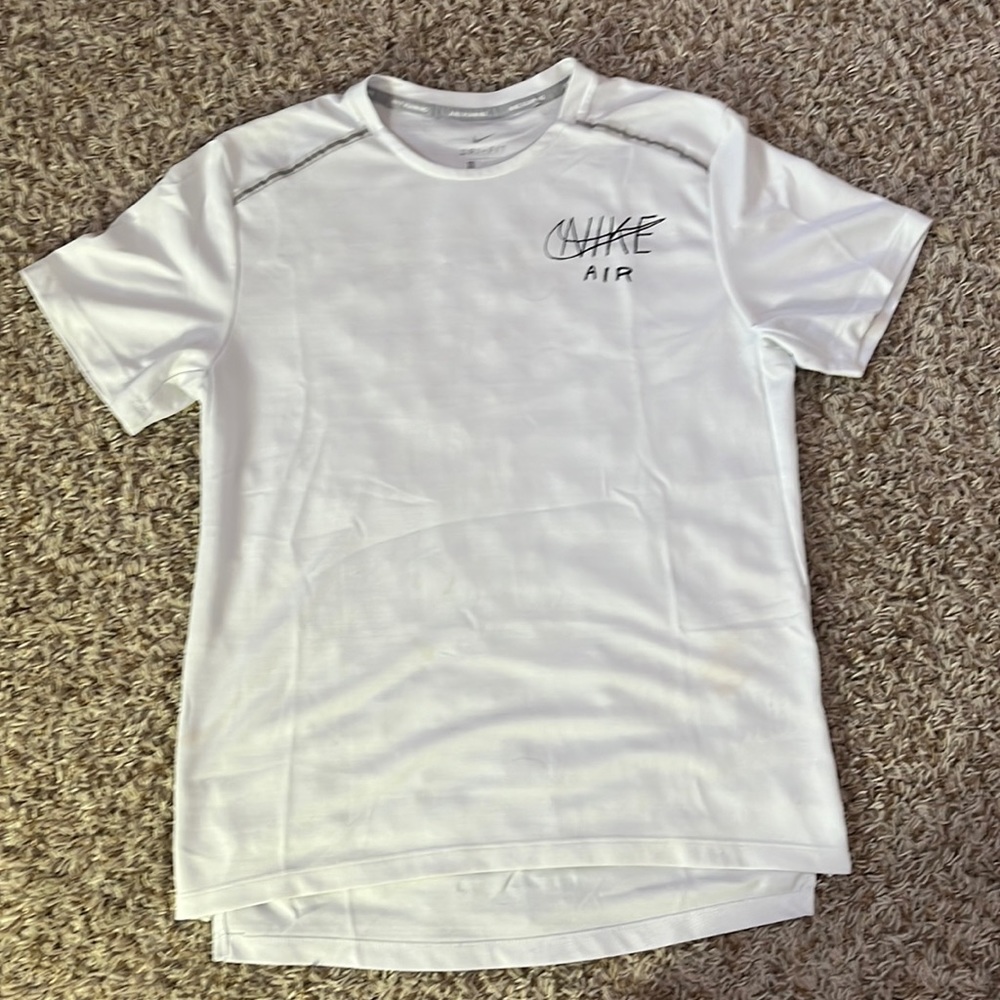 Nike dri fit short sleeve Tee Size Mens small